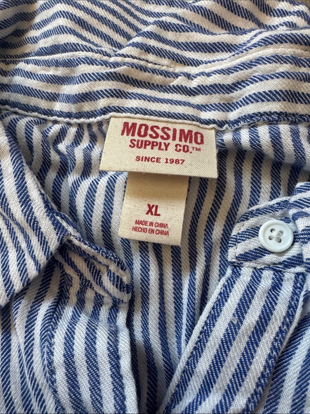 Mossimo Supply Co. Blue and White Striped Button Front Tie-Hem Shirt - Picture 3 of 3